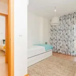 Rent 3 bedroom apartment in lisbon