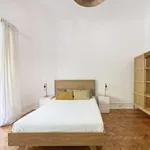 Rent a room in lisbon