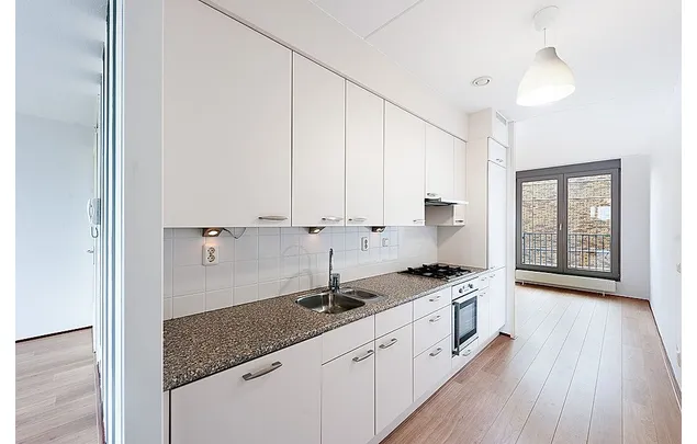 Huur 1 slaapkamer appartement van 105 m² in Maastricht