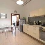 Rent 3 bedroom apartment of 90 m² in Verona