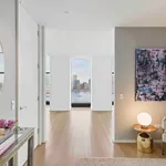 Rent 3 bedroom apartment of 279 m² in New York City