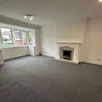 Rent 3 bedroom flat in Wakefield