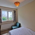 Rent 5 bedroom house in South East England