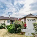 Maison de 3799 m² avec 6 chambre(s) en location à West Kelowna