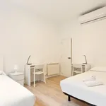 Alquilo 4 dormitorio apartamento de 135 m² en Barcelona