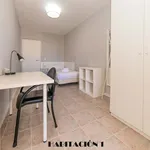 Rent a room of 115 m² in Madrid