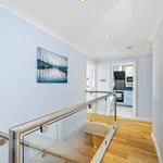 Rent 3 bedroom apartment in Brighton Marina