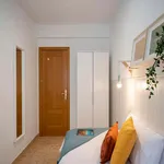 Rent a room of 598 m² in Madrid