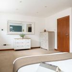 Rent 6 bedroom flat of 350 m² in london