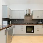 Rent 6 bedroom house in Leeds