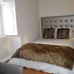 Rent a room of 20 m² in lisbon