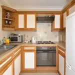 Rent 1 bedroom apartment in Elmbridge