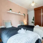 Rent 2 bedroom apartment in Porto