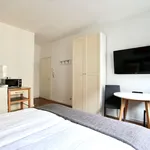 Rent 1 bedroom apartment of 26 m² in Cologne