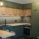 Rent 2 bedroom apartment of 65 m² in Център