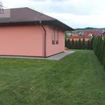 Pronajměte si 4 ložnic/e dům o rozloze 718 m² v Valašské Meziříčí