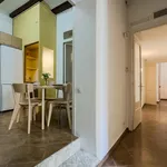 Rent 4 bedroom apartment in Barcelona