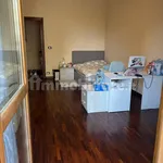 Rent 5 bedroom apartment of 145 m² in Collegno