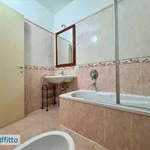 Affitto 1 camera casa di 35 m² in Milan