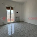 Affitto 3 camera appartamento di 90 m² in Taranto