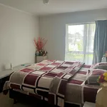 Rent 2 bedroom apartment in Papakura