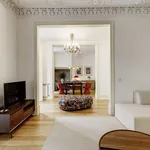 Rent 2 bedroom apartment of 163 m² in Lisbon