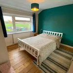 Rent 4 bedroom flat in South West England