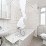 Rent 4 bedroom apartment of 54 m² in Berlin