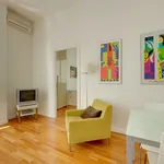 Rent 4 bedroom apartment of 50 m² in Milan