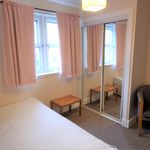 Rent 3 bedroom flat in Aberdeen