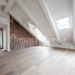 Rent 3 bedroom apartment of 98 m² in Turin