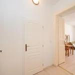 Pronajměte si 3 ložnic/e byt o rozloze 63 m² v Prague