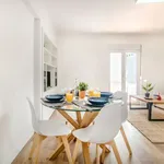 Rent 1 bedroom apartment of 592 m² in Lisbon