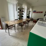 Rent 4 bedroom apartment of 100 m² in Padua