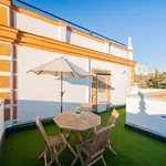 Rent a room of 555 m² in Madrid