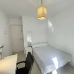 Rent a room of 380 m² in seville