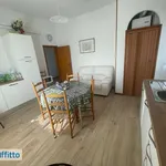 Affitto 3 camera appartamento di 80 m² in Bologna