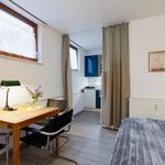 Miete 2 Schlafzimmer wohnung von 32 m² in Karlsruhe