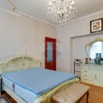 Rent 6 bedroom apartment of 250 m² in Bucharest