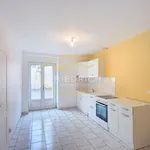 Appartement de 104 m² avec 4 chambre(s) en location à Tréveray