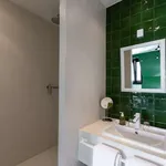 Rent a room of 245 m² in brussels