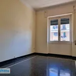 Affitto 2 camera appartamento di 68 m² in Genoa