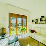 Rent 4 bedroom apartment of 95 m² in Milano