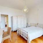 Rent 3 bedroom apartment in Etterbeek