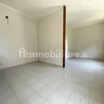 Rent 4 bedroom apartment of 130 m² in Andria