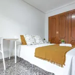 Rent a room of 125 m² in valencia