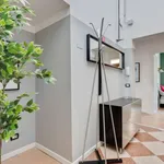 Rent a room of 469 m² in milan