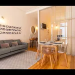 Rent 1 bedroom apartment of 44 m² in Porto