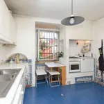 Rent a room in lisbon