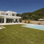 Rent 4 bedroom house in Ibiza